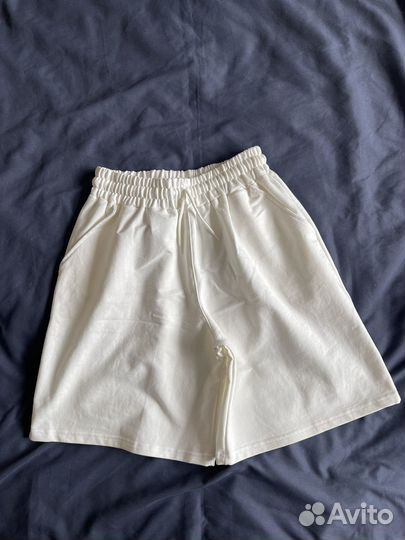 Шорты новые XS