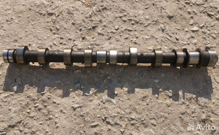 Распредвал оригинал Toyota 2L / 2LT