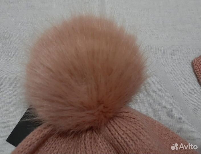 Шапка, перчатки Victorias Secret женские