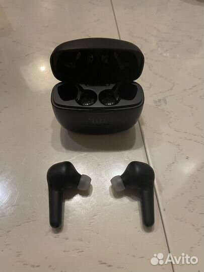 Наушники jbl tune 215