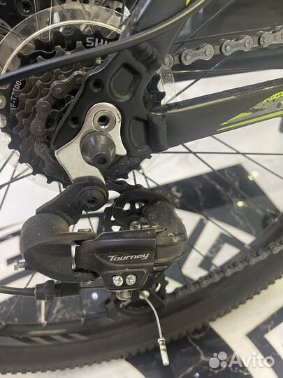 Велосипед горный Dewolf 26r