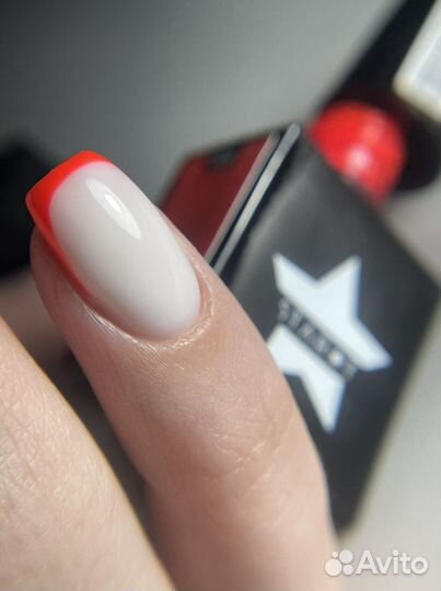 Маникюр педикюр