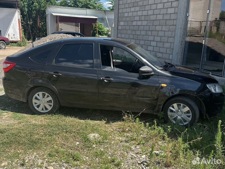 LADA Granta 1.6 МТ, 2014, 350 000 км