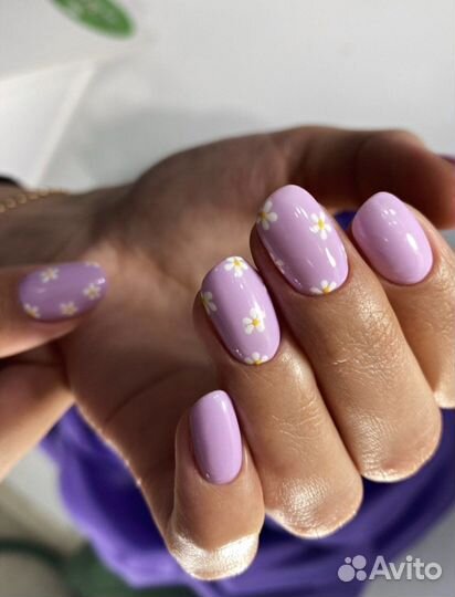 Мастер маникюра и педикюра