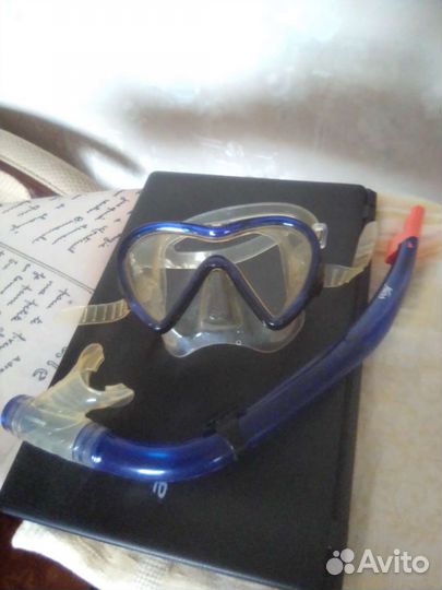 Маска и трубка для плавания