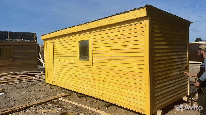 Вагончик с надежной крышей