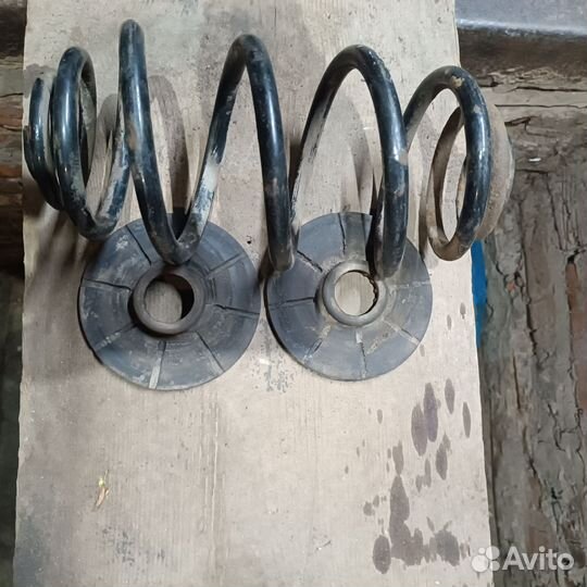 Пружина задняя Зафира А