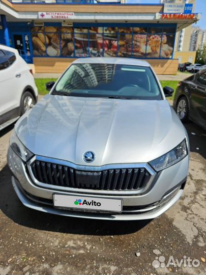 Skoda Octavia 1.4 AT, 2021, 20 000 км