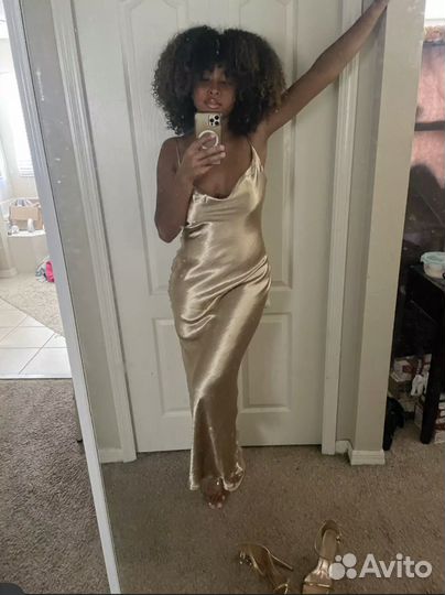 Вечернее платье