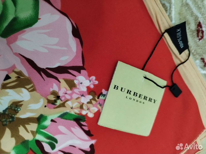 Burberry платок