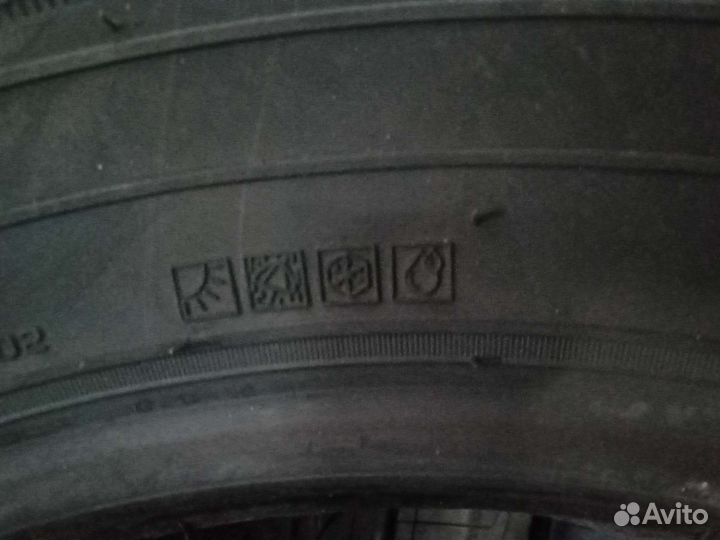 Roadstone Roadian HP SUV 265/60 R18