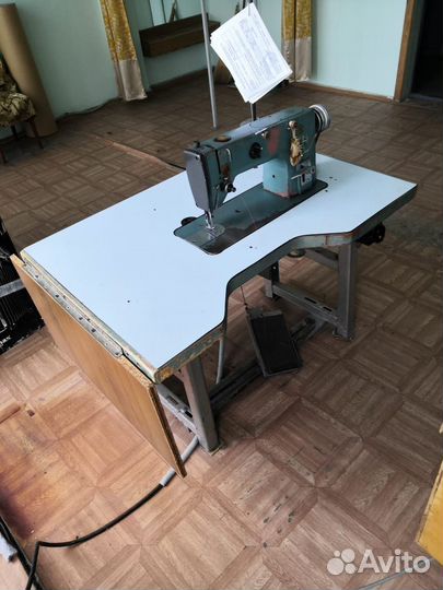 Швейная машина 1022 м бу электрическая