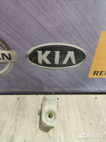 Бачок тормозной жидкости Kia sorento XM