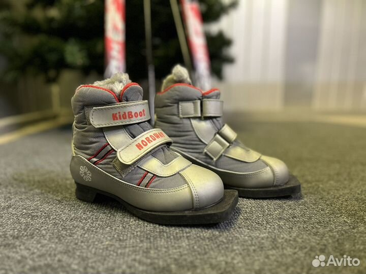 Комплект для бега на лыжах