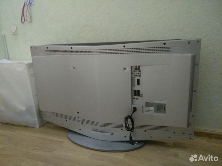 ЖК Телевизор