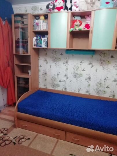 Продаётся спальный гарнитур