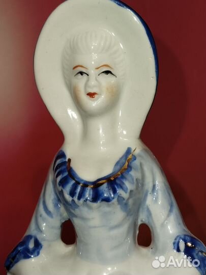 Статуэтка фарфор Англия винтаж 25 см