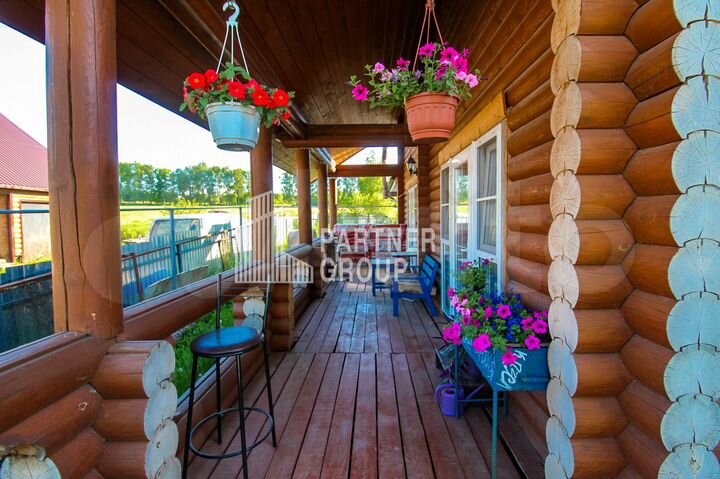 Дом 187,2 м² на участке 12 сот.