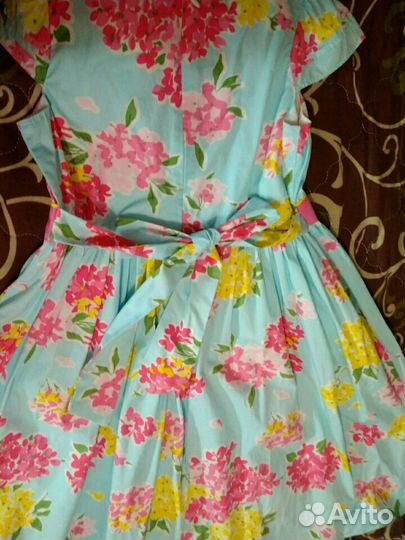 Платье нарядное летнее