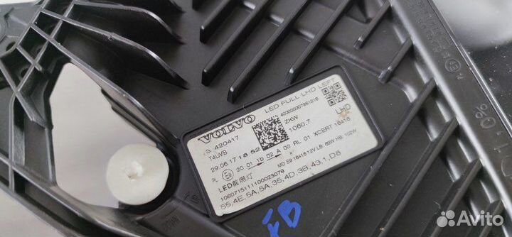 Фары Volvo XC60 II рестайлинг Full Led комплект