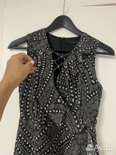 Платье Guess xs