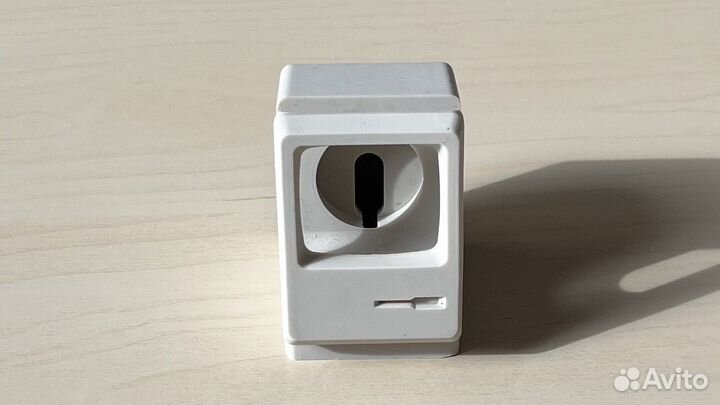 Силиконовая подставка под зарядку Apple Watch