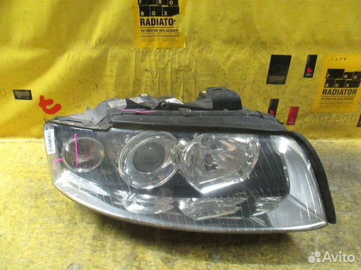 Фара правая Audi A4 8E