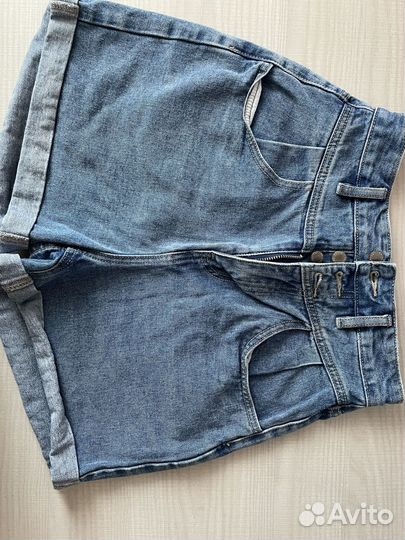Джинсовые шорты