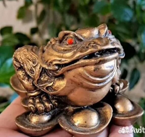 Фигурки Сувениры Фен-шуй, монеты Карибов