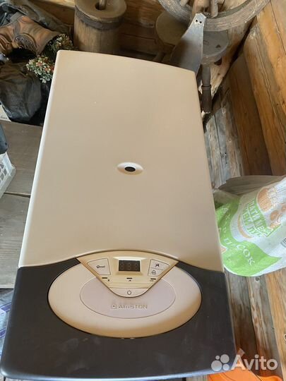 Газовый котел двухконтурный аристон