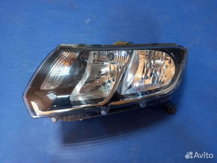 Фара Renault logan 2