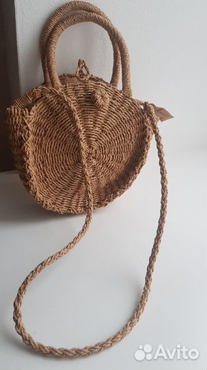 Женская плетеная сумка из натуральной соломы