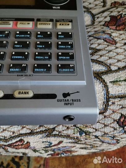 Драм машина Boss dr880