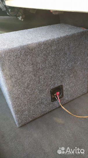 Сабвуфер Kicker + усилитель
