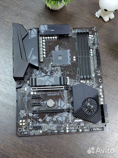 Материнская плата Gigabyte X570 Gaming X AM4