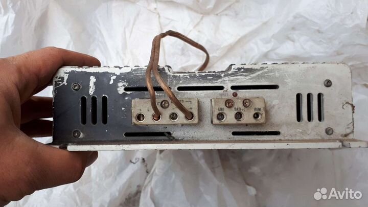 Сабвуфер Sony с усилителем JBL