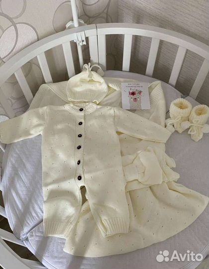 Костюмчик на выписку