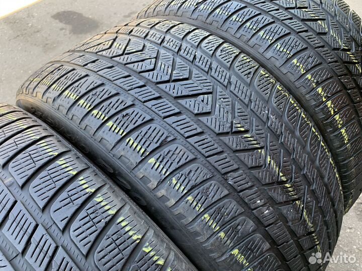 Pirelli Scorpion Winter RFT 315/35 R20 и 275/45 R20