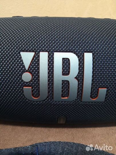 Портативная колонка jbl extreme 3