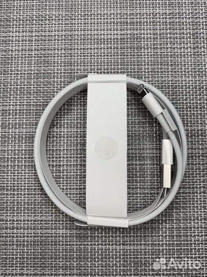 Кабель для iPhone 1m Lightning to USB из комплекта