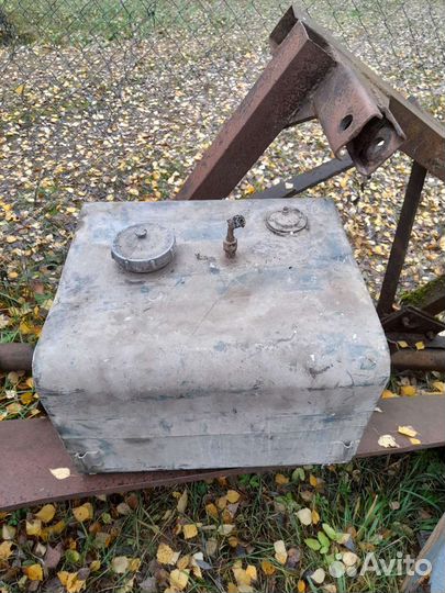 Топливный бак