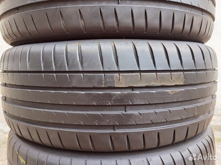 Michelin Pilot Sport 4 225/45 R19 96W