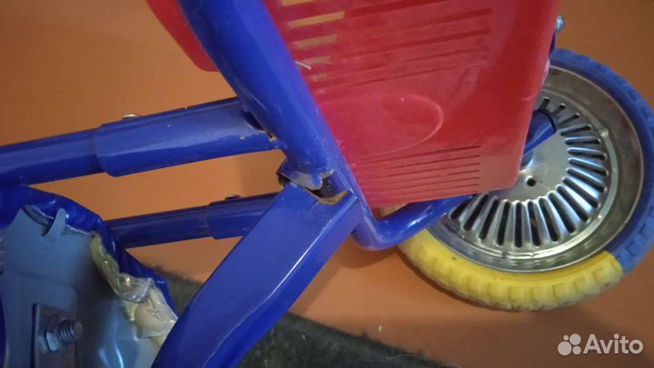 Велосипед Детский Трёхколёсный (требуется Ремонт)