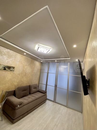 2-к. квартира, 47 м², 3/16 эт.