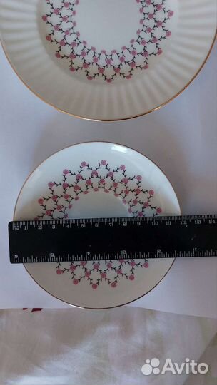 Чашка кофейная и 2 блюдца. Фарфор