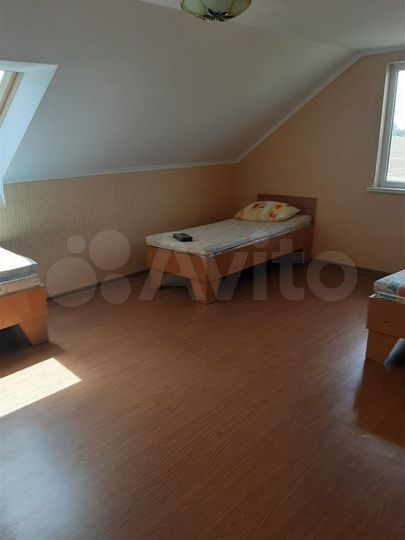 Дом 200,3 м² на участке 20 сот.