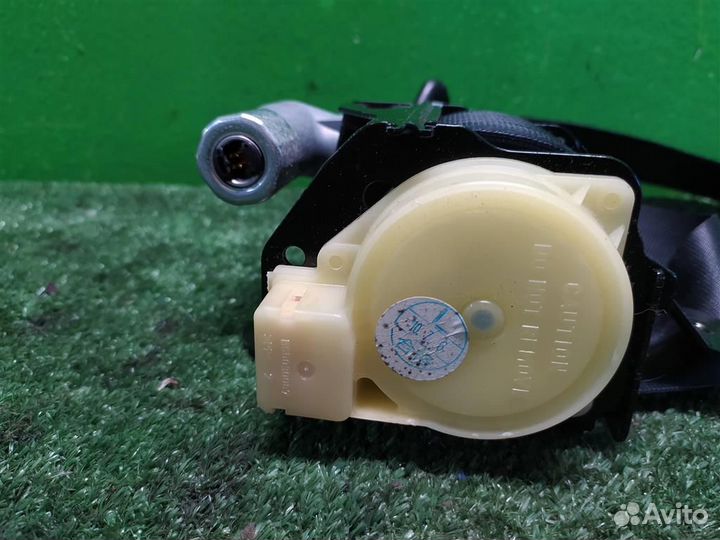 Ремень безопасности передний левый Mazda 3 (BL) 2