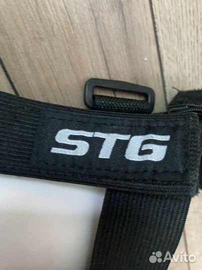 Наколенники stg