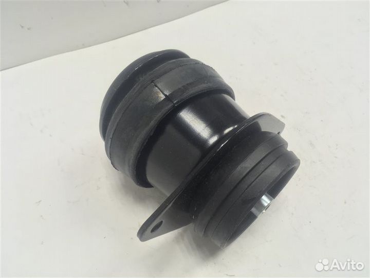 Опора двигателя Volkswagen Passat B4 1994-1996