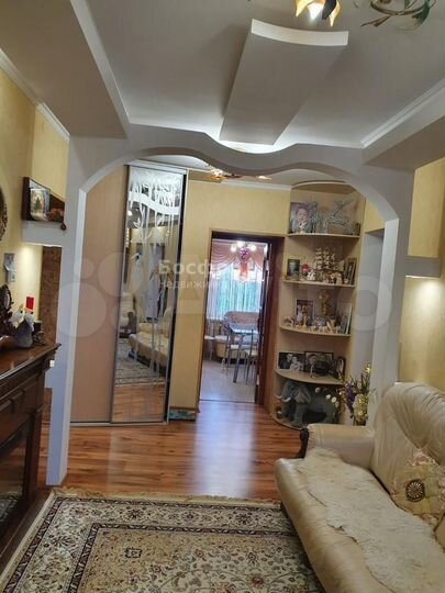 Дом 223 м² на участке 12 сот.